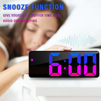 ساعة إلكترونية رقمية CRONY GH0732 ألوان ساعة منبه LED ملونة RGB على جانب السرير منبهات مع خاصية الغفوة عرض التاريخ والوقت تغيير اللون أرقام كبيرة سطوع قابل للتعديل تعمل باليو إس بي والبطارية