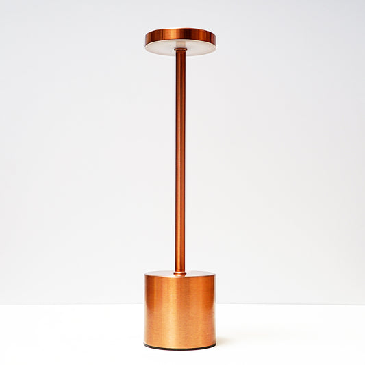 مصباح مكتب معدني لاسلكي بشكل I من كروني