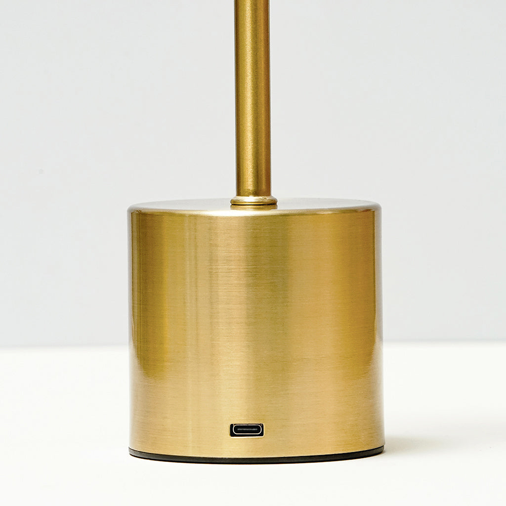 مصباح مكتب معدني لاسلكي بشكل I من كروني