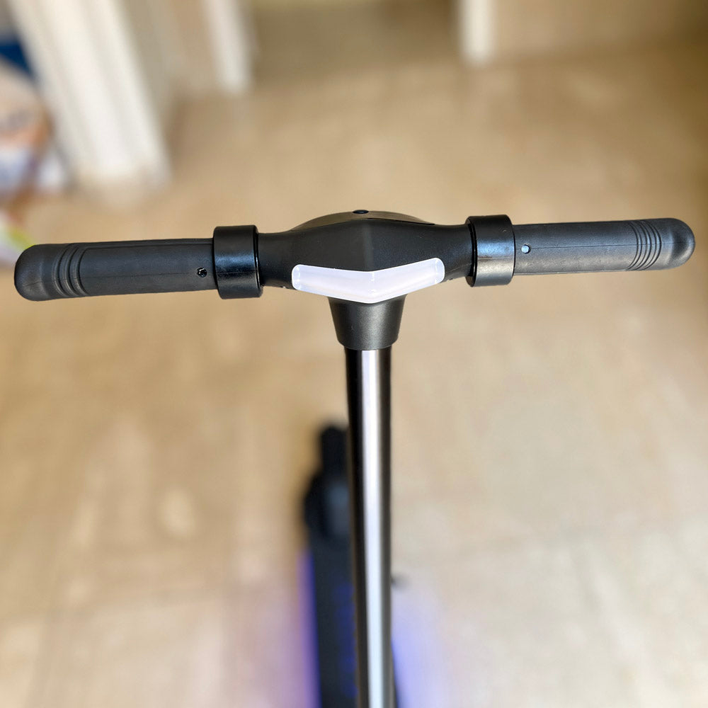 سكوتر كهربائي قابل للطي للأطفال CRONY S32 S31 مع شريط إضاءة LED وأضواء منصة RGB وفرامل إلكترونية