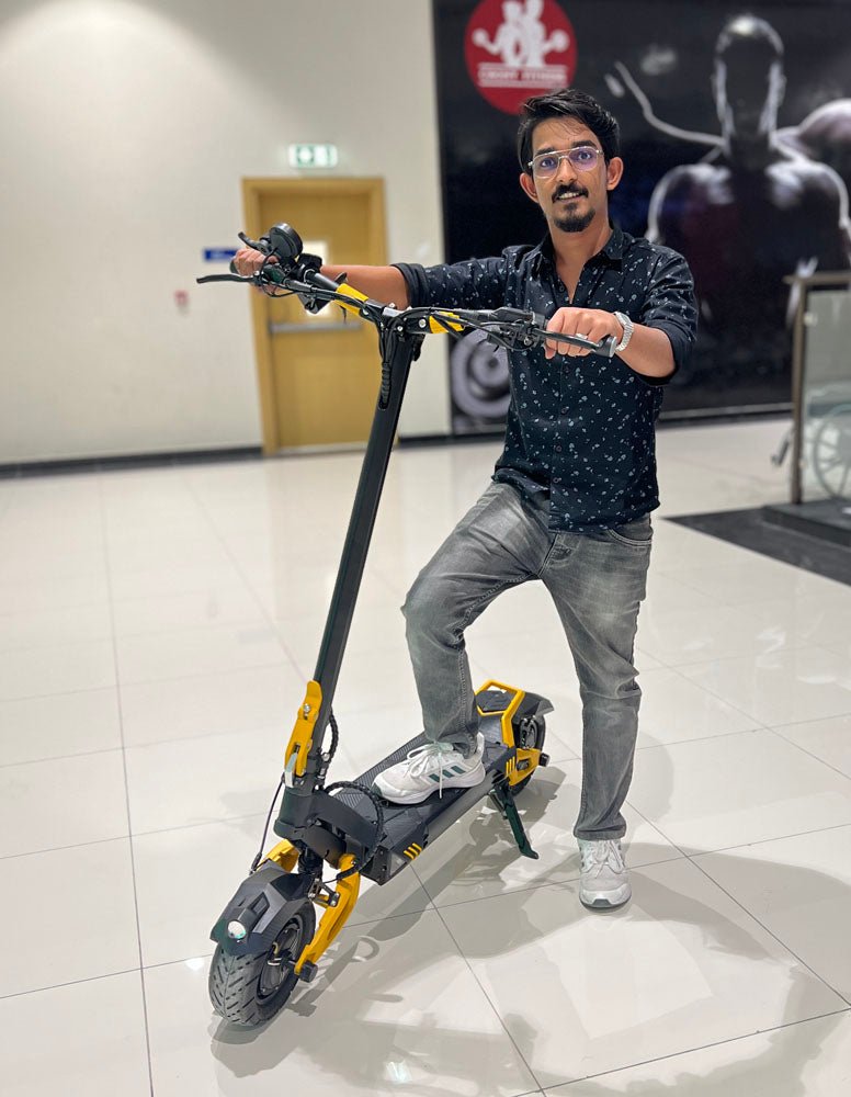 CRONY V8 Dual Moto 3200W App Folding E-Scooter electric scooter skate board scooter - Edragonmall.com